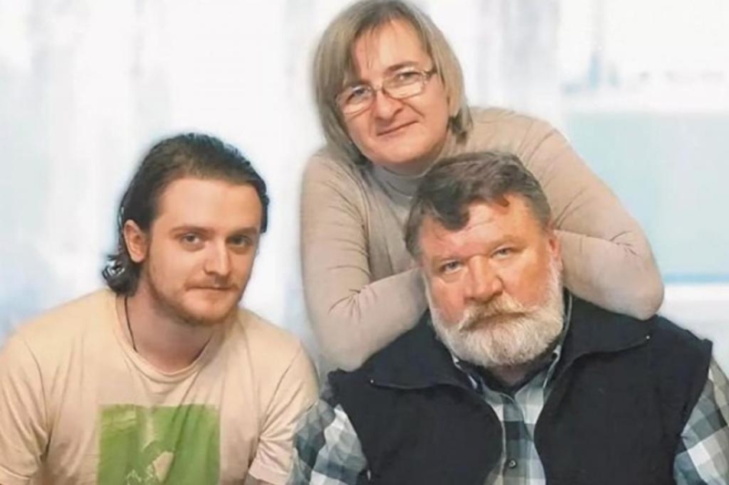 Рано почувствовал себя звездой и с детства знал, что будет актером: как Роман Мадянов стал злодеем нашего кино