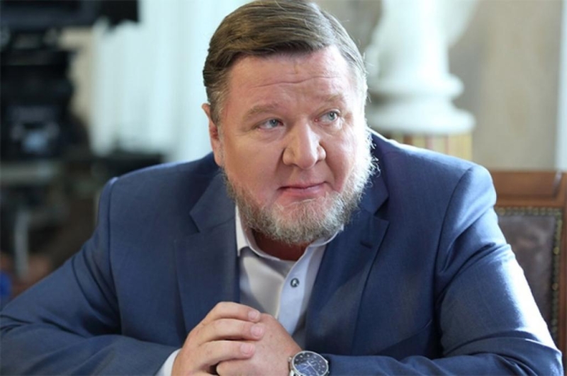 Рано почувствовал себя звездой и с детства знал, что будет актером: как Роман Мадянов стал злодеем нашего кино