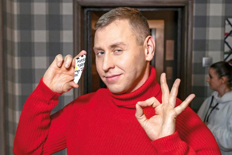 “Если чего-то не хочу, этого не произойдет”: Михаил Тарабукин о “коммунальном” детстве, отсутствии роли в театре, “Кухне” и депрессии