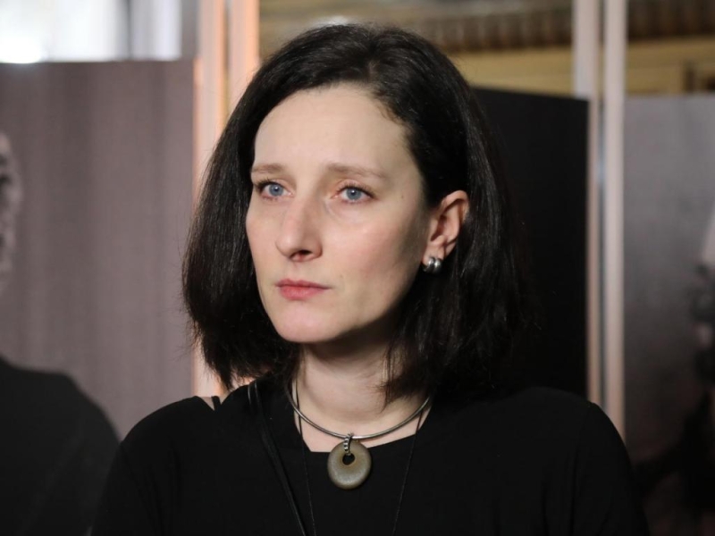 "Изначально понимала, что меня будут ругать": Мариэтта Цигаль-Полищук о роли Раневской, театре и важности образования