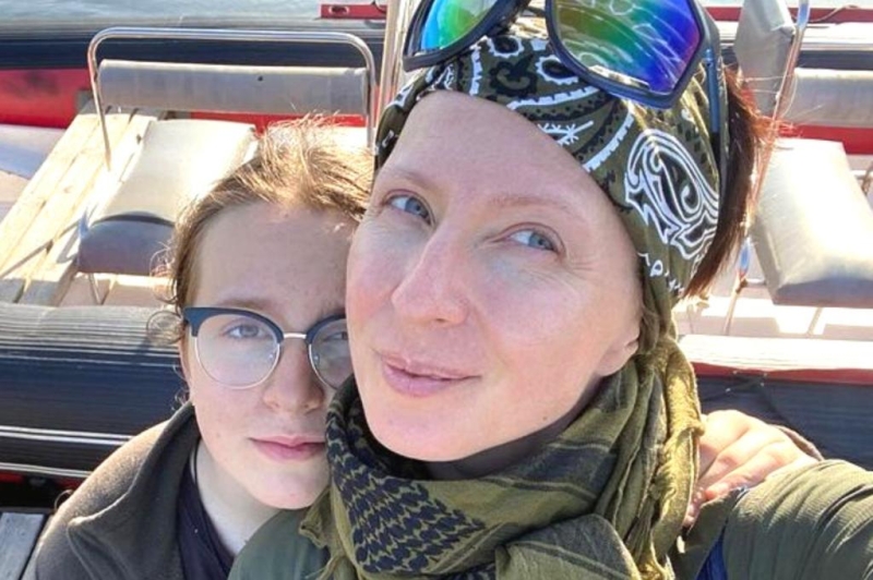 “Я надежная во многих аспектах”: Яна Чурикова о роли телеведущей, MTV, “Фабрике звезд” и “Евровидении”