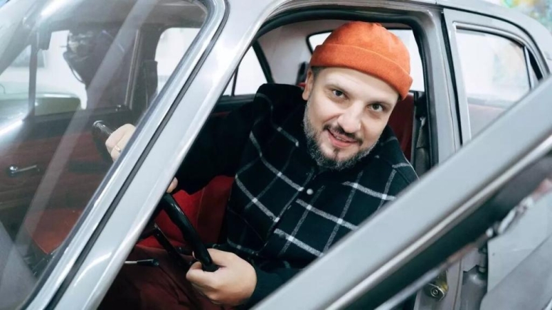 "Я тщеславен – хочу, чтобы у меня было много проектов": Дмитрий Позов об уходе с ТНТ, любви к футболу и своей популярности