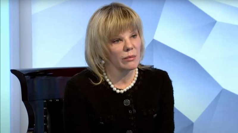 “Мне очень хотелось нравиться ему”: Александра Захарова о работе с отцом-режиссером, его главных фильмах и любви с первого взгляда