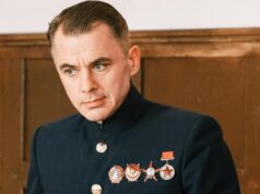 Когда необходимо носить очки для чтения