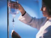 Особенности и Процесс Вывода из Запоя на Дому: Подробное Руководство