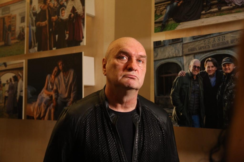 "Ничего случайного нет на этой земле": актер Александр Балуев о людях, любви и Москве