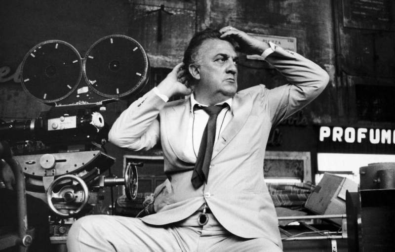 Его магический реализм в кино приняли не сразу: 105 лет со дня рождения Федерико Феллини