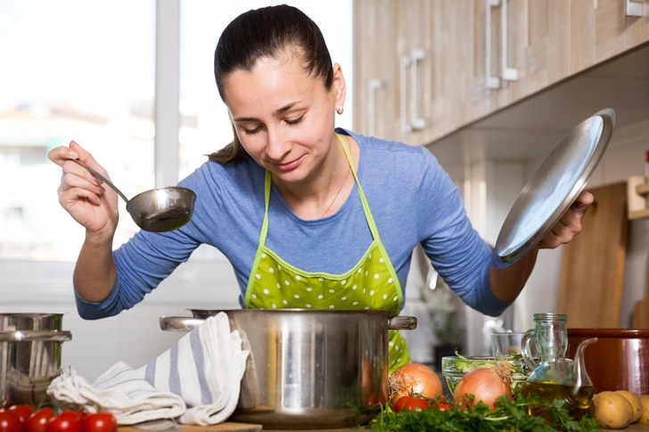 ПП-рецепт: суп-пюре из сельдерея и картофеля для тех, кто перенес операцию