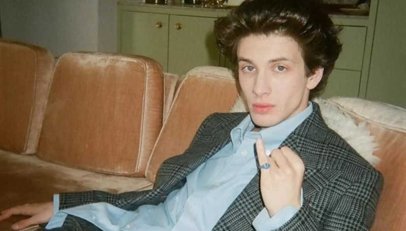 Марк Эйдельштейн рассказал, чем занимается после выхода фильма “Анора”