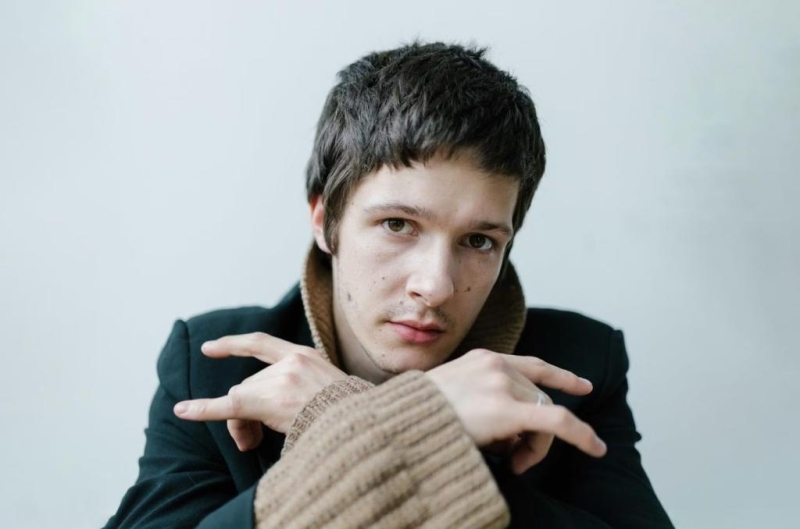 Кузьма Котрелев: "Однажды я осознал, что кривляниями можно зарабатывать на жизнь"