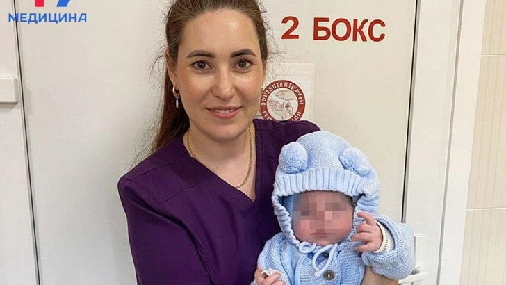 У младенца лишний палец едва не довел до ампутации руки