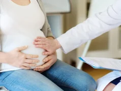 Хотела вылечиться от бесплодия: египтянка случайно забеременела девятью детьми