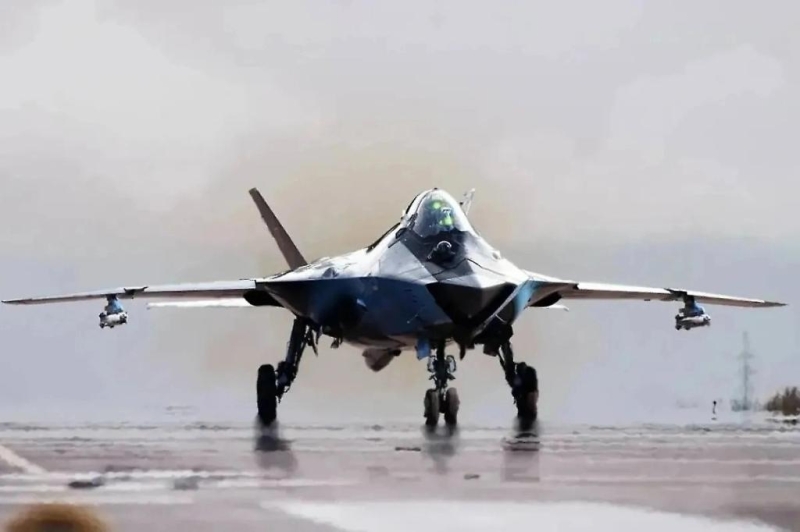 Летчикам предлагали $3 млн: спецслужбы Украины пытались угнать МиГ-31 с «Кинжалами»