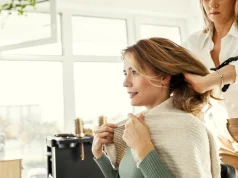 Седые волосы — это система самоочистки: ученые обнаружили неожиданное преимущество седины