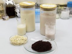 Ученые создали альтернативное молоко с отходами виноделия