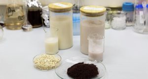 Ученые создали альтернативное молоко с отходами виноделия