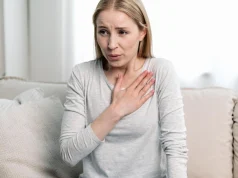 Врач Осташков назвал 8 симптомов, которые никогда нельзя игнорировать