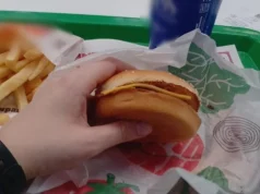 За кусочек огурца готова была убить: как я 5 дней питалась одним фастфудом