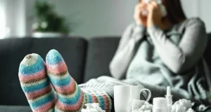 Бьет по глазам и ушам: названы два серьезных осложнения гонконгского гриппа