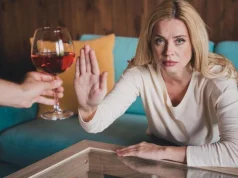 Четыре главных мотива, зачем люди пьют алкоголь. Один из них максимально опасный