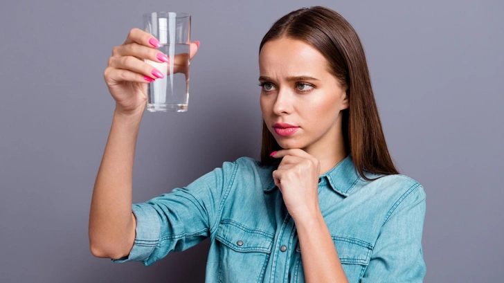 Что добавить в питьевую воду, чтобы она была полезнее,&nbsp;&mdash; отвечают врачи