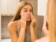 Эффект лучше, чем от процедуры в салоне: как без хирурга убрать мешки под глазами