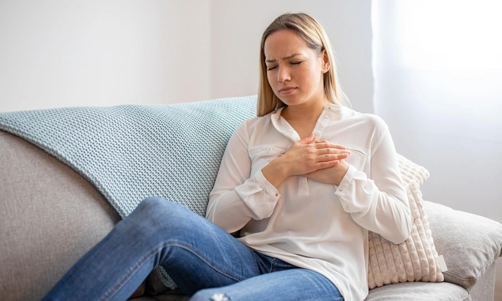 Может ли здоровый человек умереть от внезапной остановки сердца, объяснила врач Лифанова