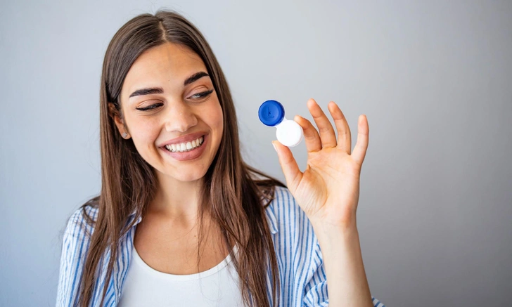 Можно ли носить контактные линзы в мороз: как это влияет на глаза и зрение