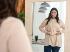 Успеть до Нового года: 7 продуктов, которые помогают избавиться от выпирающего живота