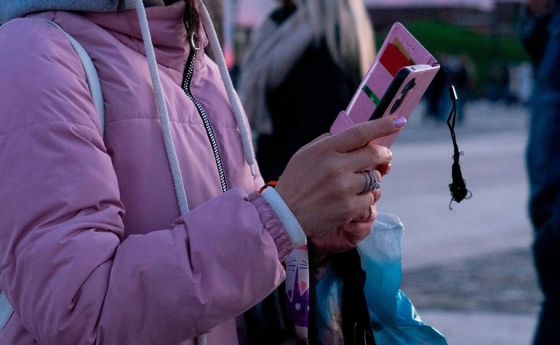 Не отвечайте незнакомым номерам! Заговорил с мошенником - уже потерял