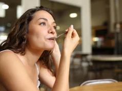 Что происходит с организмом при дефиците омега-3, объяснила врач Савенко