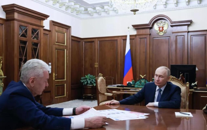 Экономика растет, а москвичи в среднем живут до 80 лет: о чем рассказал Собянин на встрече президенту