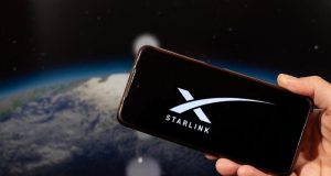 Илон Маск ограничил скорость дронов, использующих Starlink: наши специалисты находят способы обхода, а украинские?