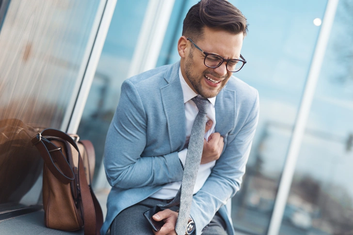 Ишемию сердца можно спутать с больным желудком, но есть одно важное отличие