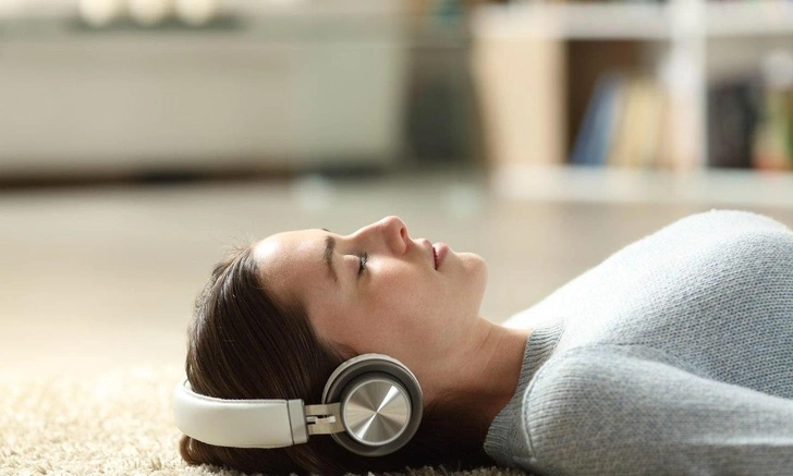 Как вытряхнуть из головы &laquo;ушного червя&raquo;, доводящего до депрессии, рассказал психиатр Сычев