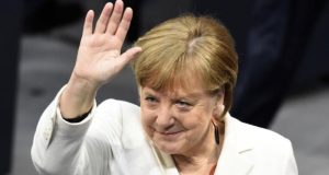 Метит в президенты: в Германии заговорили о возвращении Меркель в большую политику