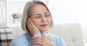 Названа причина, почему в этом феврале многие страдают от звона в ушах и усталости