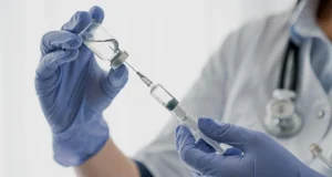 Реакцию никто не мог предугадать: почему некоторые вакцины от ковида провоцировали тромбоз