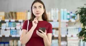 Терапевт объяснила, почему лекарства не помогают или дают сильные побочные эффекты