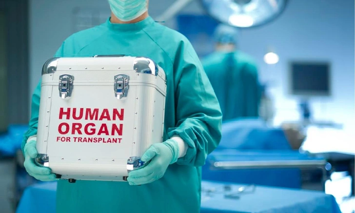 Врачи Валь д&rsquo;Эброн первыми в мире пересадили лицо от донора, попросившего эвтаназии