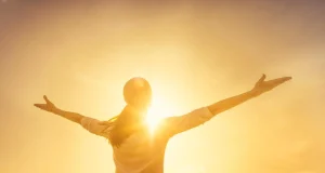 Достаточно пары минут в день: 5 упражнений, которые поддержат нервную систему весной