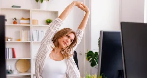 Гимнастика в офисе за 10 минут: упражнения, которые можно делать, не вставая со стула