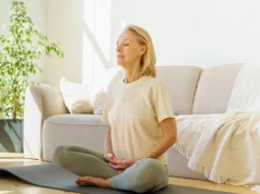 Когда весной «бесятся гормоны»: что нужно проверить каждой женщине в марте