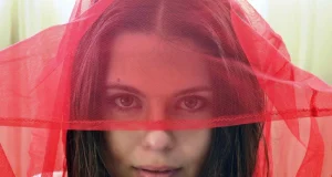 Не игнорируйте мушки: офтальмологи рассказали, как вовремя распознать угрозу для зрения