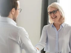 Не прикасайся ко мне: что такое гаптофобия, когда рукопожатие превращается в испытание