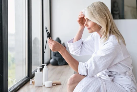 Питание и кожа: советы дерматолога, что есть при акне, пигментации и сухости