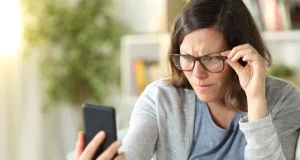 Есть 3 причины — и они не повод для радости: почему зрение может улучшиться с возрастом