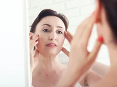 Хирург Ахмедова рассказала, какая простая операция может омолаживать все лицо