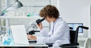 Ни дня без обмана: вирусы умеют подслушивать и манипулировать друг другом