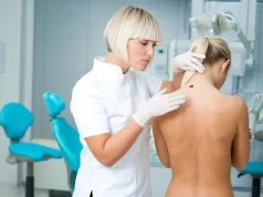 Заморозить, сжечь током и еще два способа удалить родинку — выбираем безопасный